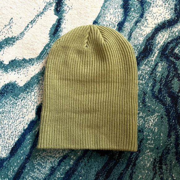 Nike & 2BB beanies - Picture 2 of 6